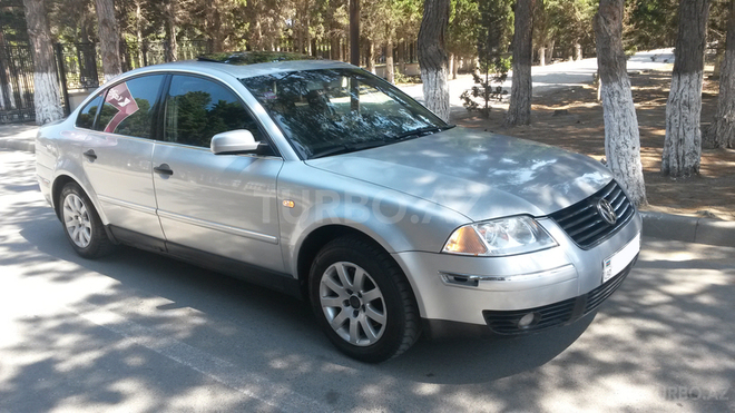 Volkswagen Passat 2003, 230,000 km - 1.8 л - Bakı