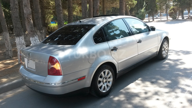 Volkswagen Passat 2003, 230,000 km - 1.8 л - Bakı