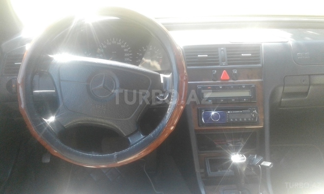 Mercedes C 200 1996, 320,000 km - 2.0 л - Sumqayıt