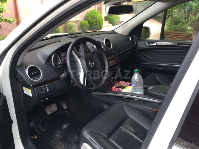 Mercedes GL 550 2010, 51,000 km - 5.5 л - Bakı