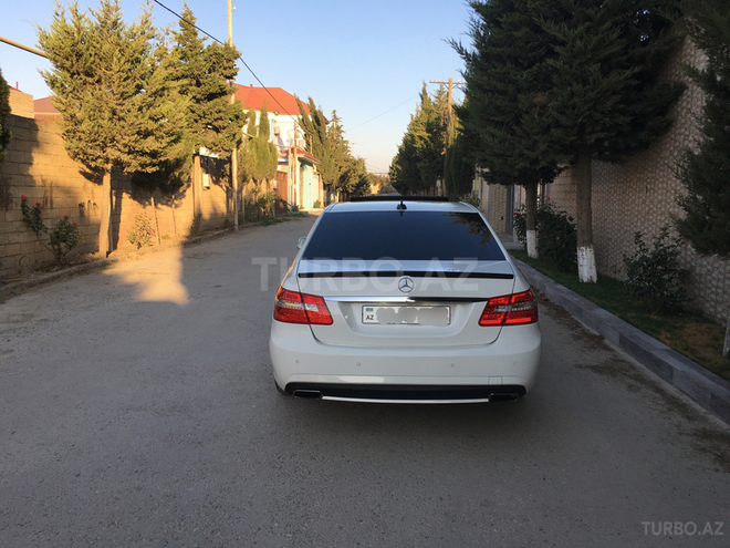 Mercedes E 250 2011, 99,000 km - 1.8 л - Bakı