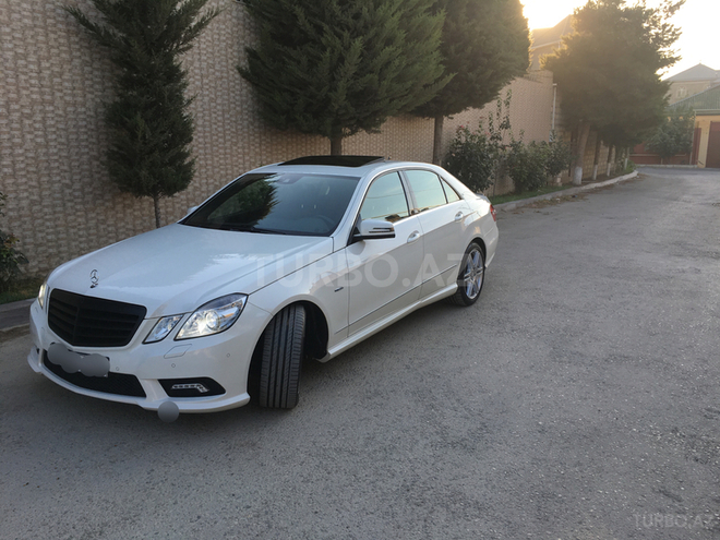 Mercedes E 250 2011, 99,000 km - 1.8 л - Bakı