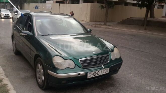 Mercedes C 240 2001, 160,000 km - 2.6 l - Bakı