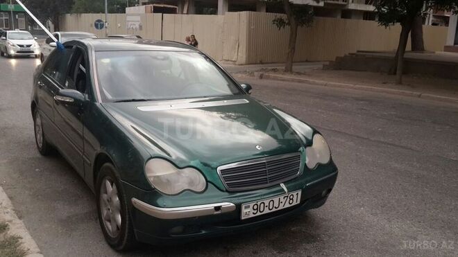 Mercedes C 240 2001, 160,000 km - 2.6 l - Bakı