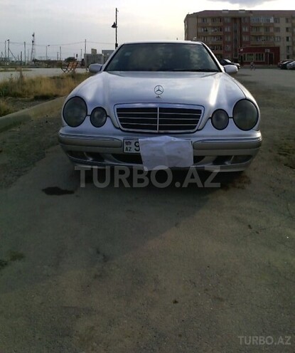 Mercedes E 270 2000, 250,155 km - 2.7 l - Bakı