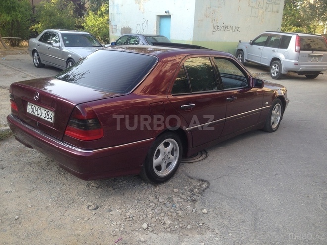 Mercedes C 180 1997, 235,000 km - 1.8 l - Bakı