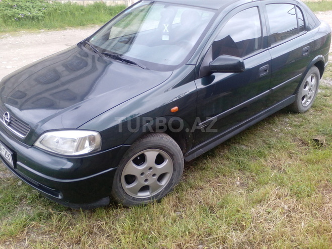 Opel Astra 1998, 160,000 km - 2.0 l - Qusar