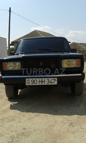 LADA (VAZ) 2107 2010, 9,980,000 km - 0.2 l - Salyan