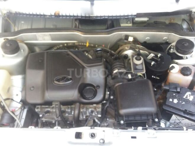 LADA (VAZ) 2115 2010, 86,000 km - 1.6 l - Göyçay