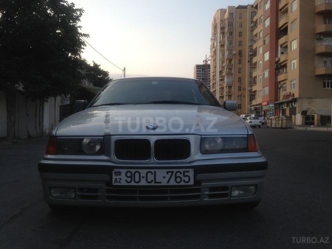 BMW 320 1991, 220,000 km - 2.0 l - Bakı