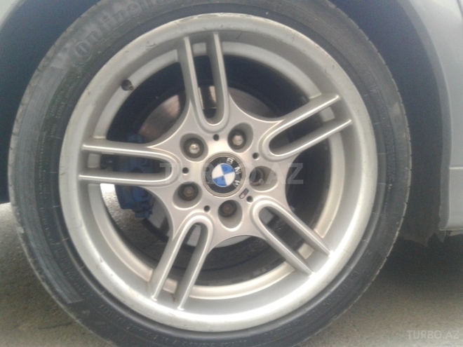 BMW 523 1996, 232,000 km - 2.3 l - Bakı