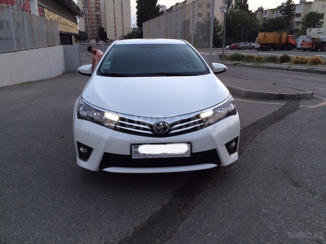 Toyota Corolla 2014, 49,625 km - 1.6 l - Bakı