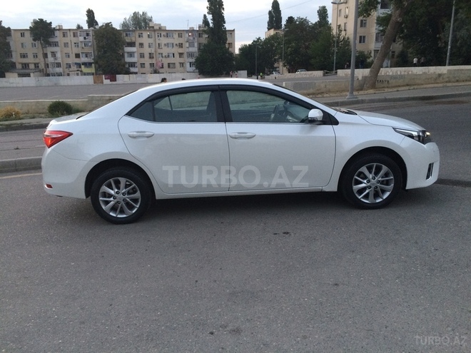 Toyota Corolla 2014, 49,625 km - 1.6 l - Bakı
