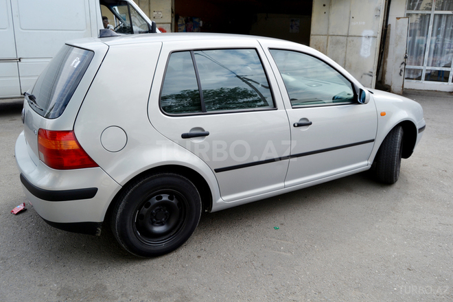 Volkswagen Golf 1999, 166,158 km - 1.6 л - Gəncə