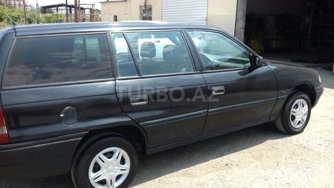 Opel Astra 1994, 452,800 km - 1.7 l - Sumqayıt