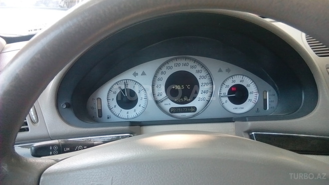 Mercedes E 240 2005, 225,173 km - 2.6 l - Ağcabədi