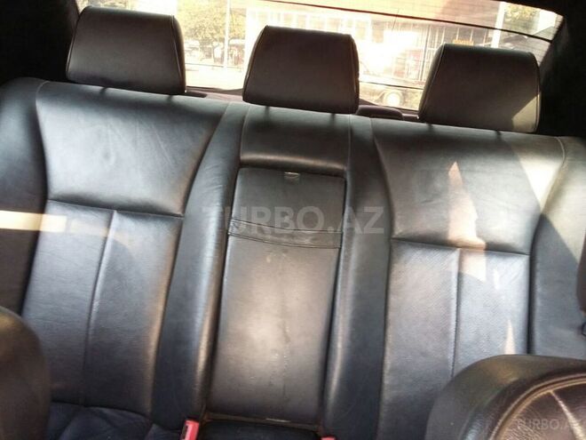 Mercedes E 220 1998, 198,400 km - 2.2 l - Gəncə