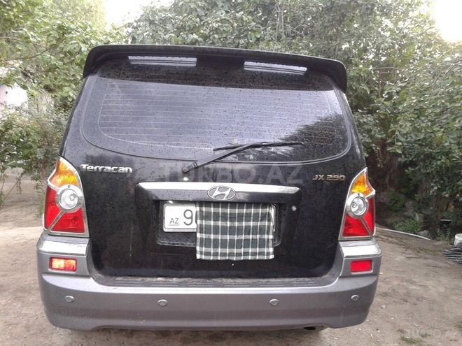 Hyundai Terracan 2001, 193,000 km - 3.0 l - Bakı