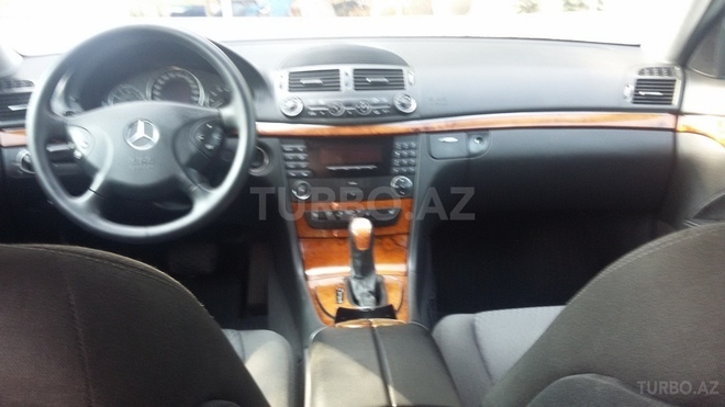 Mercedes E 240 2002, 159,500 km - 2.6 л - Bakı