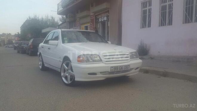 Mercedes C 220 1999, 22,400 km - 2.2 l - Bakı