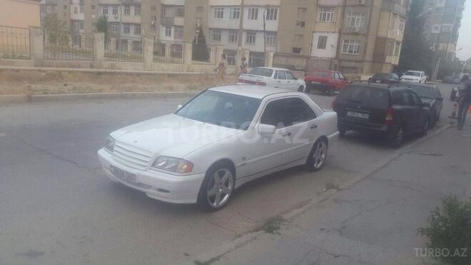 Mercedes C 220 1999, 22,400 km - 2.2 l - Bakı