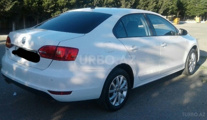 Volkswagen Jetta 2013, 100,000 km - 2.0 l - Bakı