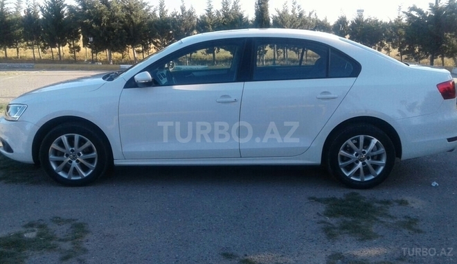 Volkswagen Jetta 2013, 100,000 km - 2.0 l - Bakı