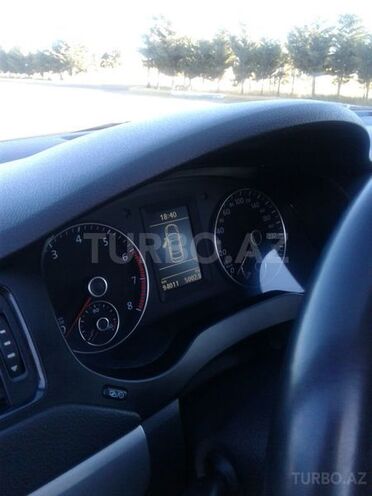 Volkswagen Jetta 2013, 100,000 km - 2.0 l - Bakı
