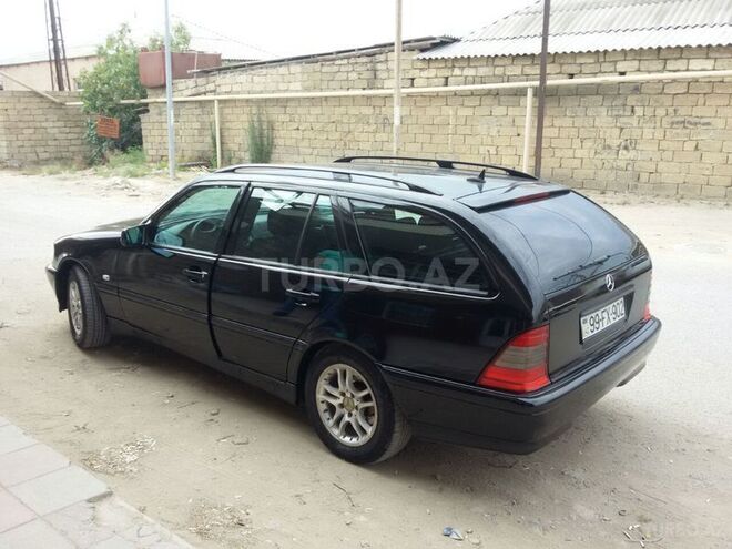 Mercedes C 220 2000, 115,000 km - 2.2 l - Bakı