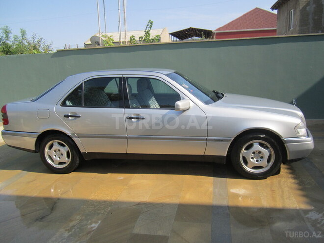 Mercedes C 180 1995, 270,000 km - 1.8 l - Bakı