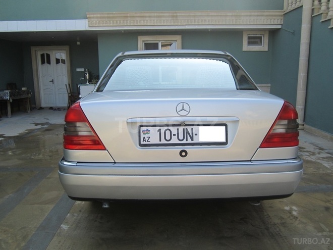Mercedes C 180 1995, 270,000 km - 1.8 l - Bakı