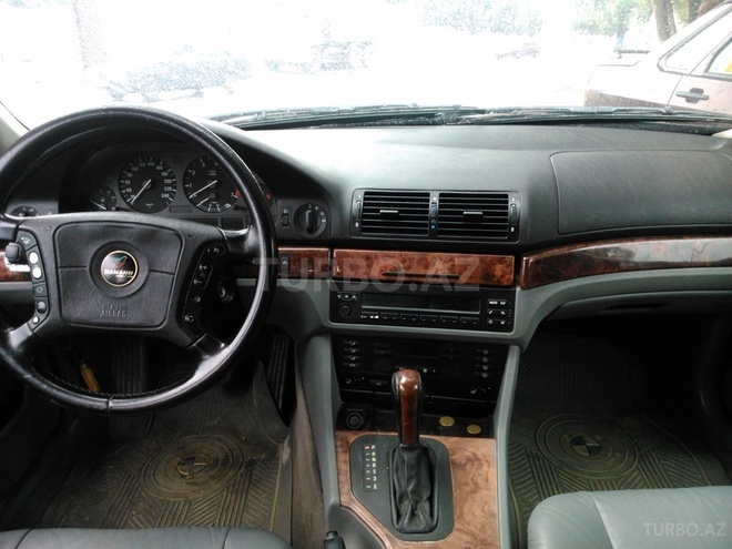 BMW 523 1996, 320,000 km - 2.5 l - Xırdalan