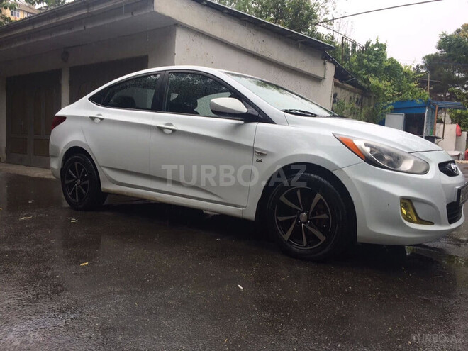 Hyundai Accent 2011, 134,000 km - 1.6 l - Bakı