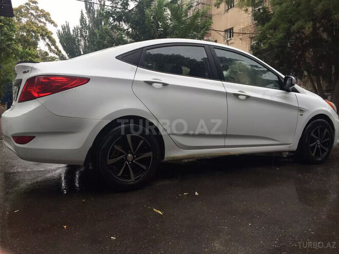 Hyundai Accent 2011, 134,000 km - 1.6 l - Bakı