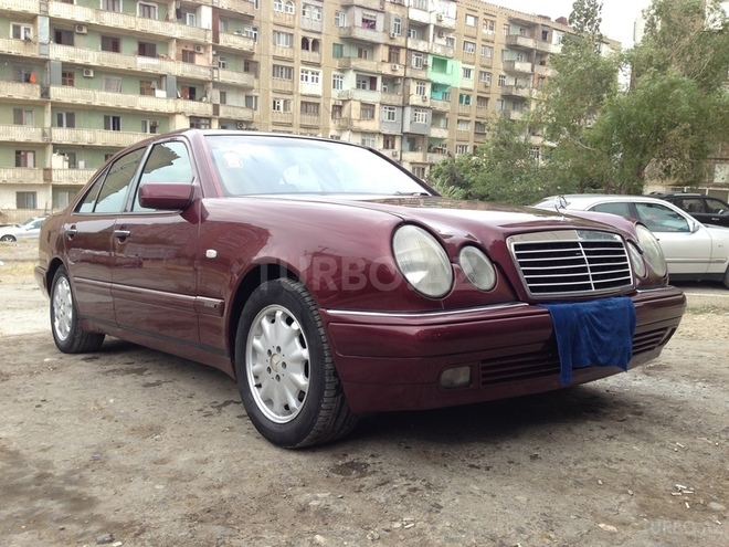 Mercedes E 230 1997, 309,243 km - 2.3 l - Bakı