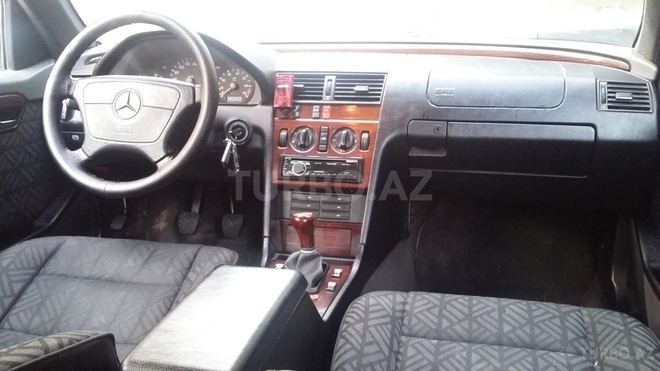 Mercedes C 200 1995, 276,000 km - 2.0 l - Bakı