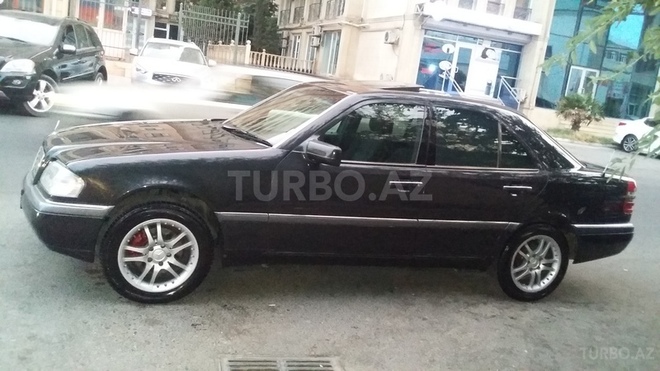 Mercedes C 200 1995, 276,000 km - 2.0 l - Bakı