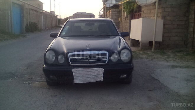 Mercedes E 200 1996, 325,000 km - 2.0 л - Bakı