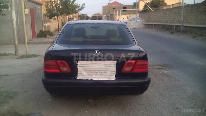 Mercedes E 200 1996, 325,000 km - 2.0 л - Bakı