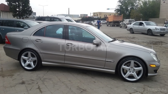 Mercedes C 250 2007, 205,153 km - 2.5 л - Bakı