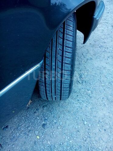 Mercedes E 200 1994, 272,300 km - 2.0 l - Bakı