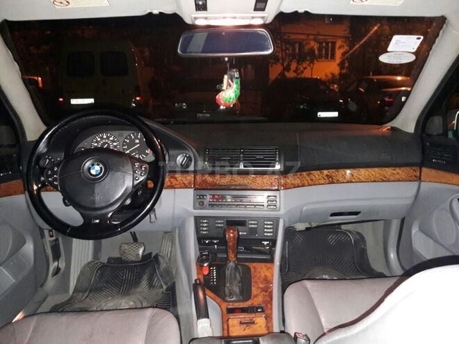 BMW 528 1999, 350,000 km - 2.8 l - Sumqayıt