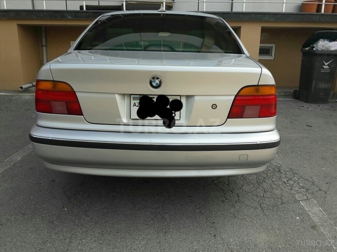 BMW 528 1999, 350,000 km - 2.8 l - Sumqayıt
