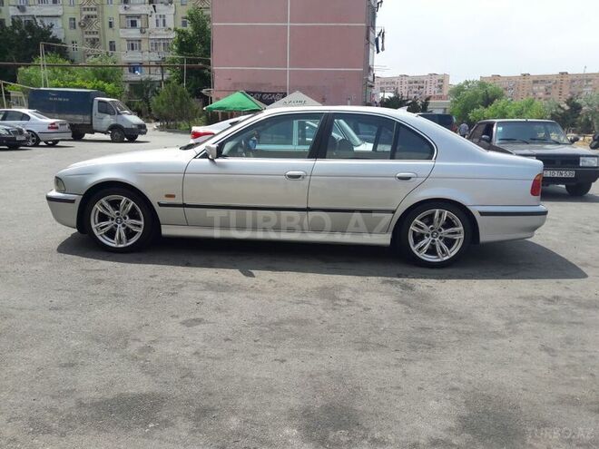 BMW 528 1999, 350,000 km - 2.8 l - Sumqayıt
