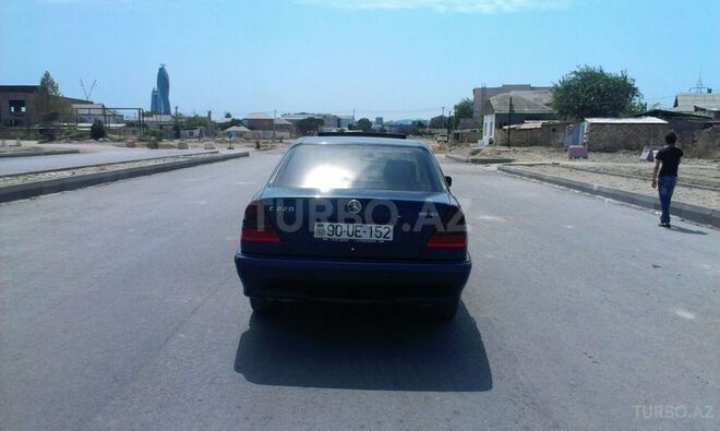 Mercedes C 220 1999, 325,000 km - 2.2 л - Bakı