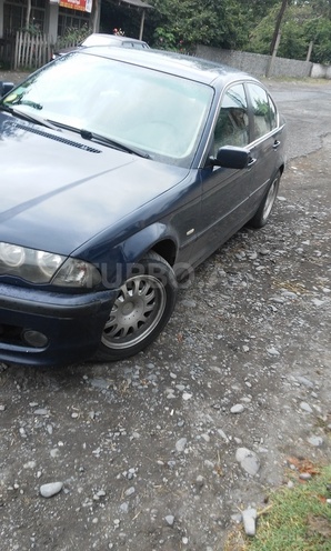 BMW 323 1999, 282,000 km - 2.5 l - Zaqatala