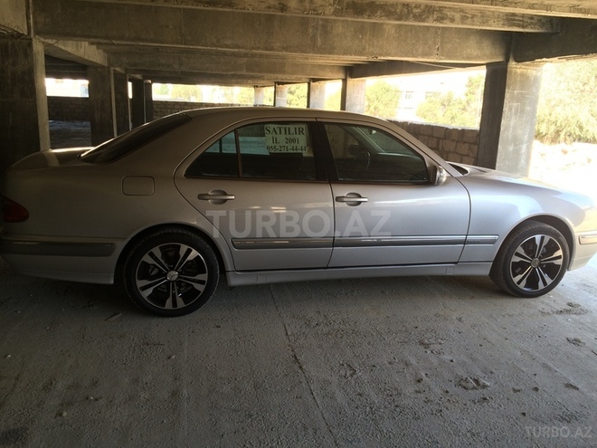 Mercedes E 240 2001, 184,000 km - 2.4 l - Bakı