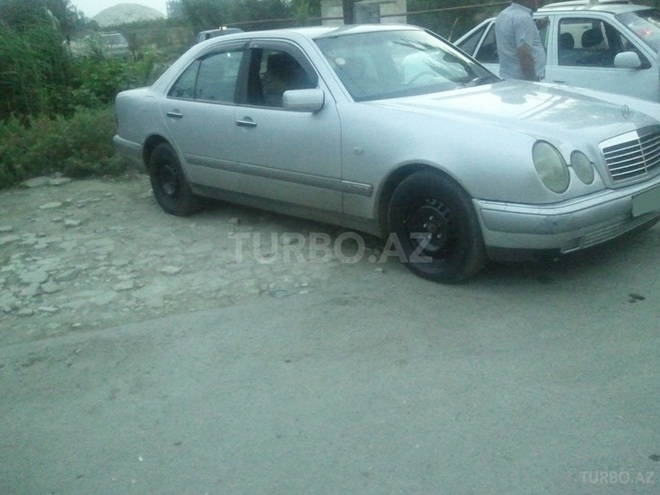 Mercedes C 180 1996, 260,000 km - 3.0 l - Bakı