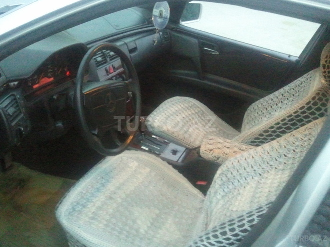 Mercedes C 180 1996, 260,000 km - 3.0 l - Bakı