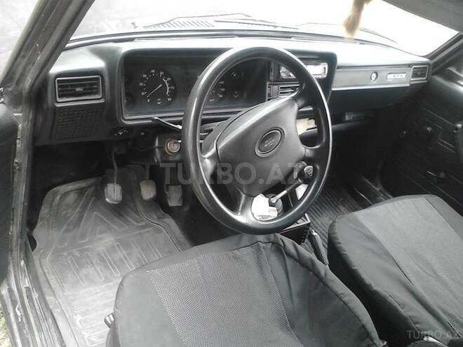 LADA (VAZ) 2107 2000, 4,500 km - 1.6 l - Xudat